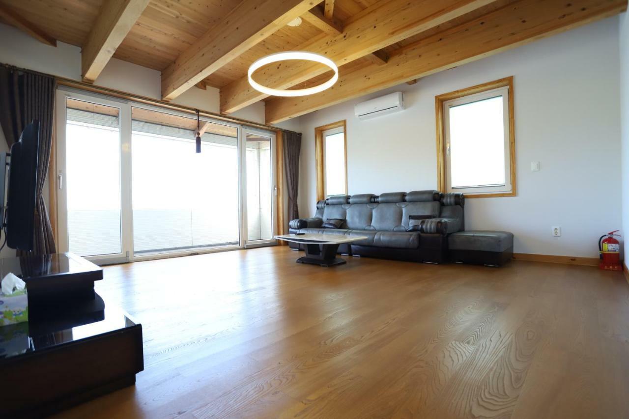 Jeju Lake Pension Zewnętrze zdjęcie